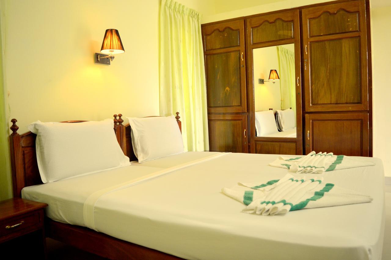 Ganesh Ayurveda Holiday Home Bed And Breakfast Kovalam Exterior foto
